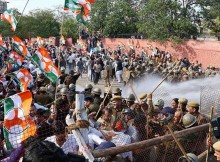 Congress protest against land bill