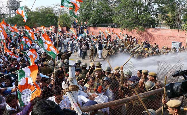 Congress protest against land bill