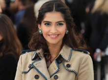 sonam kapoor discharge from hospital, sonam kapoor in hospital, sonam suffered with flue