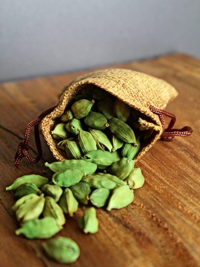 Drink Cardamom water daily for weight loss, know how to use